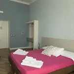 Garibaldi 4*